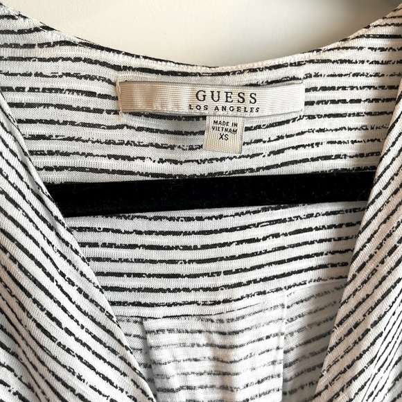 Black & white striped Guess tank top - Picture 2 of 5